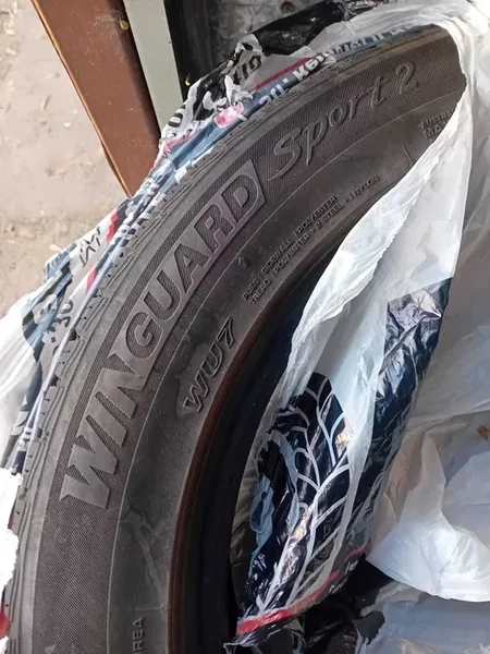 Vand 4 bucati anvelope SH de iarna NEXEN Winguard Sport 2 215/55 R17